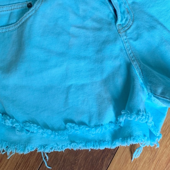 ☀️SOLD☀️ Free People Teal Hem Cutoff Jean Shorts - Picture 3 of 7